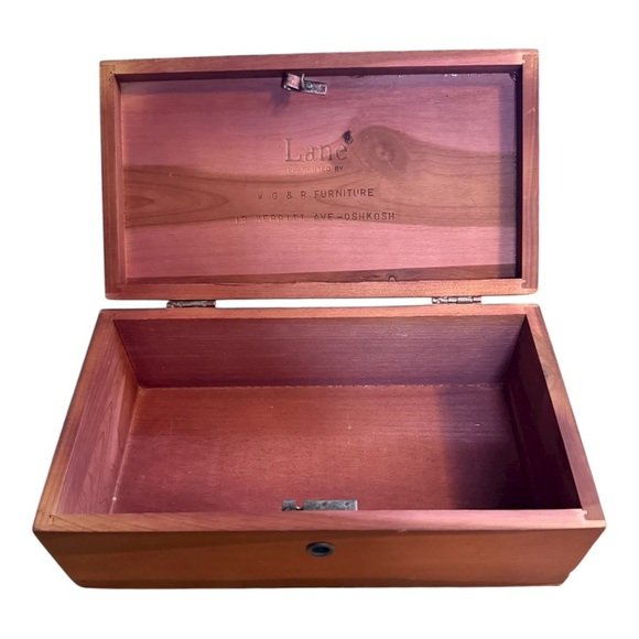 Vintage Mini Lane Cedar Chest - Salesman Sample - Picture 2 of 11